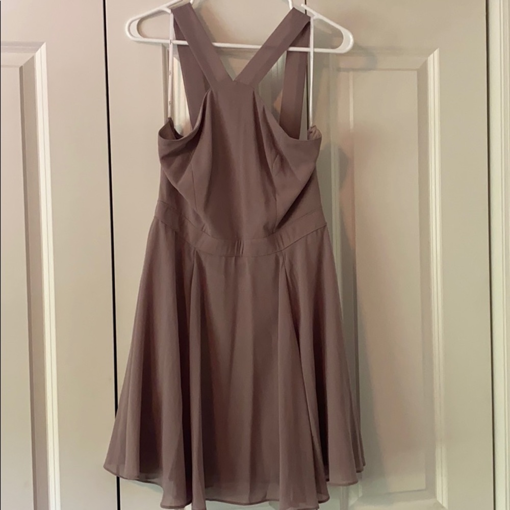 *WORN ONCE* Taupe/Beige Lulu’s Dress